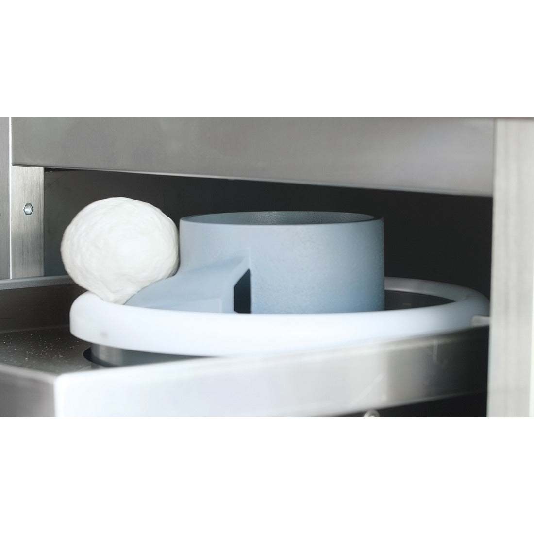 Prismafood AR300P - Automatic Pizza Dough Rounder, 50–280g - image 3