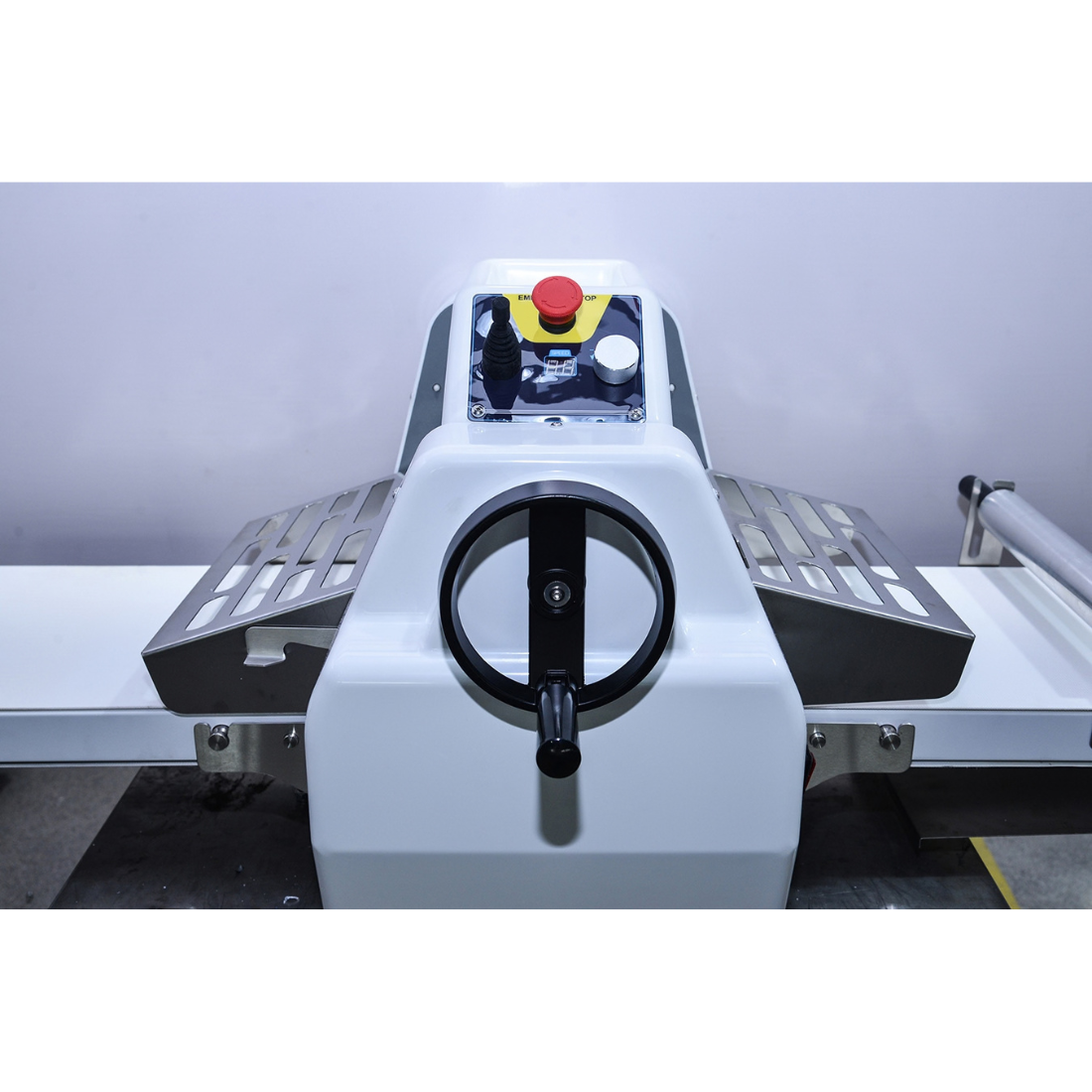 Baker Max BDS-300 - 370mm Benchtop Dough & Pastry Sheeter - image 6
