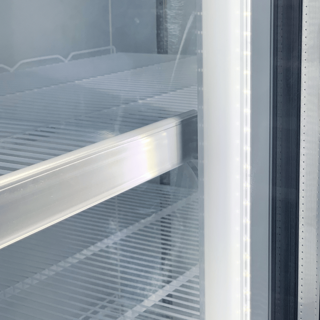 FED Thermaster LG-600BGBM - Single Glass Door Supermarket Display Fridge Black 636L - image 5
