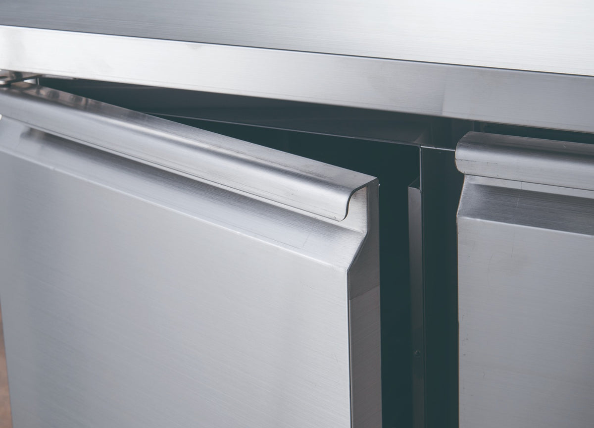 FED-X XGNS1300B - Three Door Compact Workbench Fridge 1365mm 368L - image 4