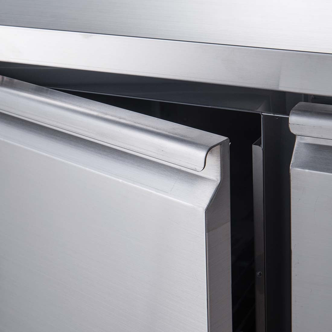 FED-X XSS8C20S3V - Three Door Sandwich Prep Counter 2020 x 800mm - image 3